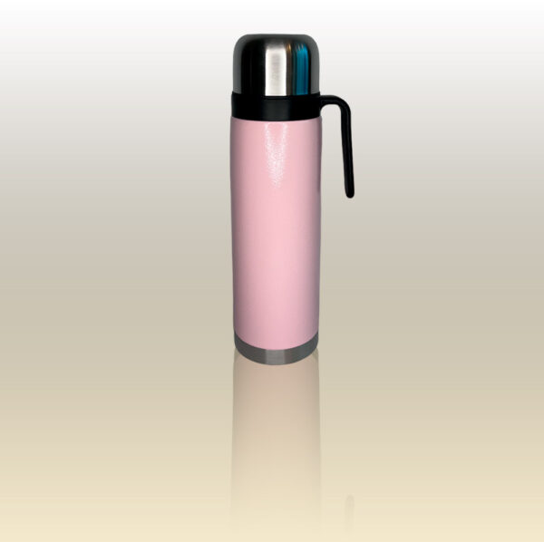 Termo de acero bicapa con media manija y pico cebador, capacidad de 1 litro. Color rosa